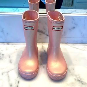 Light pink girls Hunter boots